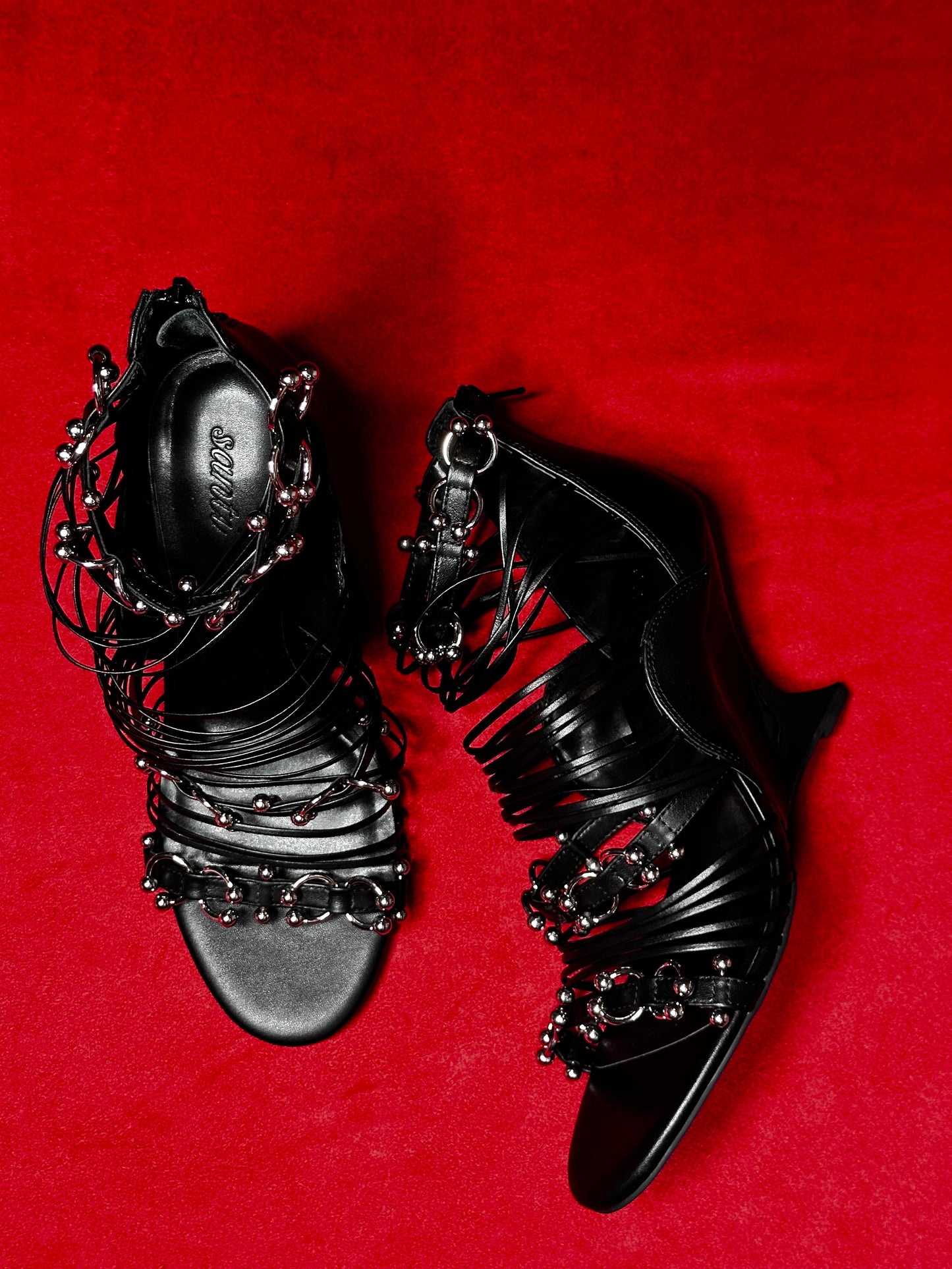 BLACK MAVERICK HEEL
